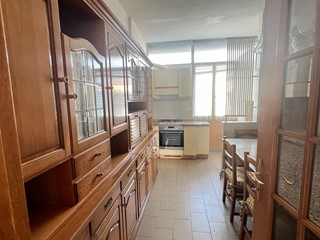 Appartamento in Vendita a Carrara, zona Sant'Antonio, 185'000&euro;, 110 m², arredato