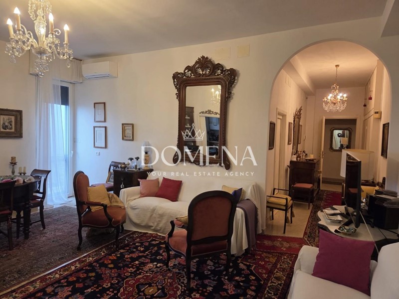 Appartamento in Vendita a Siena, 405'000&euro;, 118 m², arredato