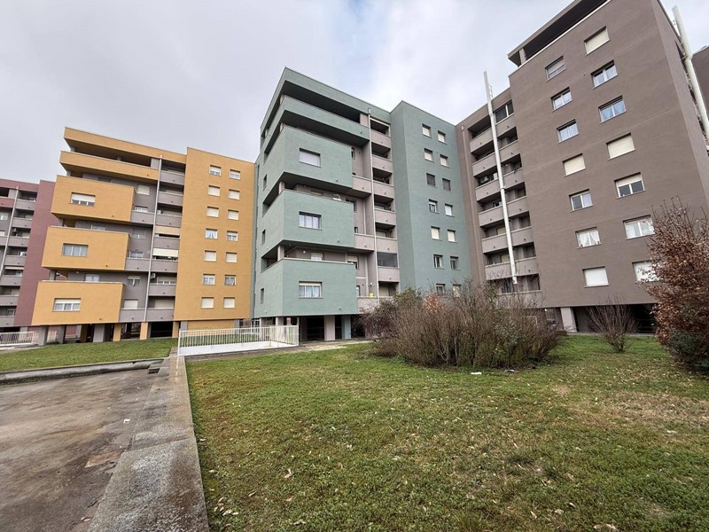 Appartamento in Vendita a Alessandria, 148'000&euro;, 145 m²