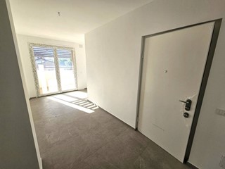 Bilocale in Vendita a Fermo, 135'000&euro;, 47 m²