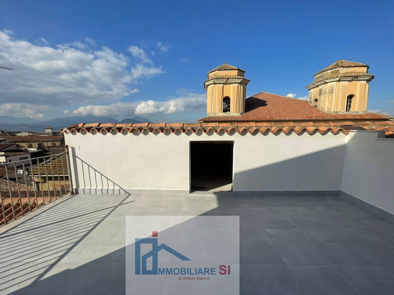 Quadrilocale in Affitto a Benevento, 850&euro;, 100 m²