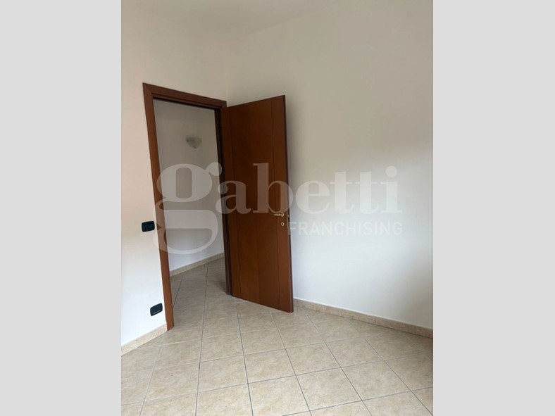 Trilocale in Affitto a Aprilia, 610&euro;, 66 m², arredato