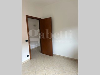 Trilocale in Affitto a Aprilia, 610&euro;, 66 m², arredato
