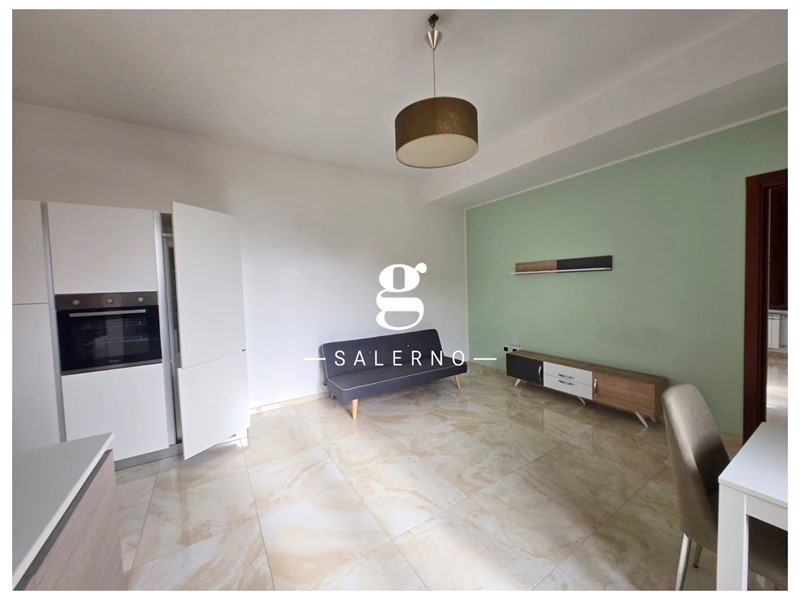 Bilocale in Affitto a Salerno, 720&euro;, 55 m², arredato