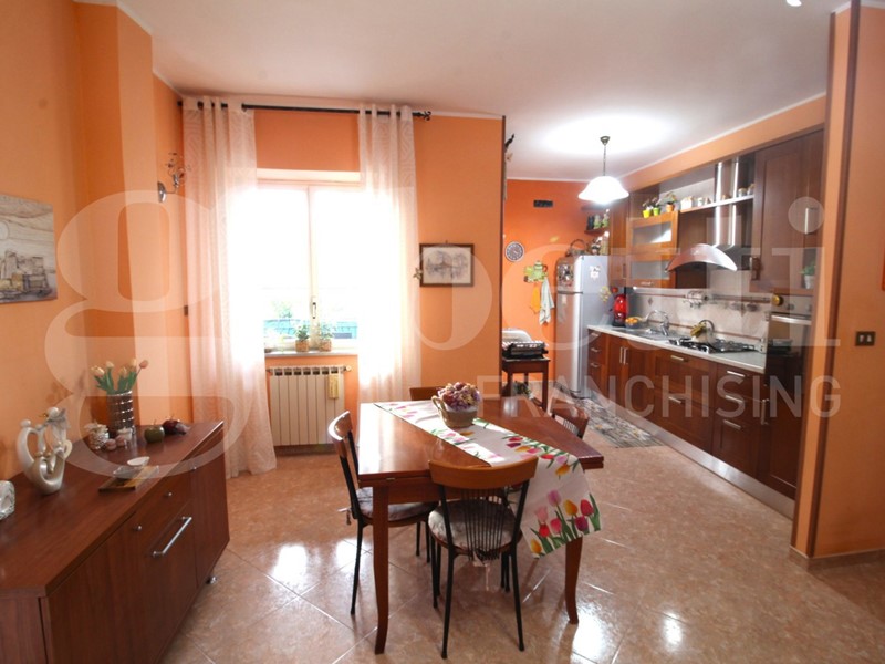 Trilocale in Vendita a Arzano, 163'000&euro;, 95 m²