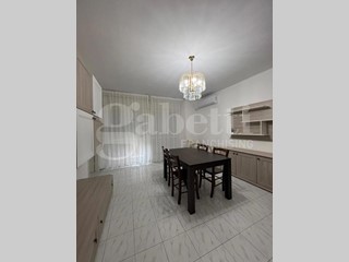 Trilocale in Affitto a Oristano, 700&euro;, 90 m², arredato