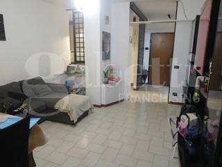 Trilocale in Vendita a La Spezia, 135'000&euro;, 65 m², arredato
