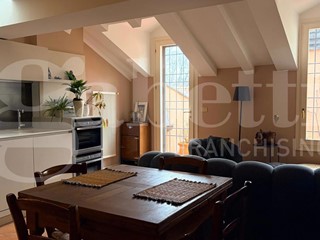 Attico in Vendita a Bologna, 527'000&euro;, 85 m²