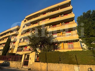 Quadrilocale in Vendita a Bari, 145'000&euro;, 110 m²