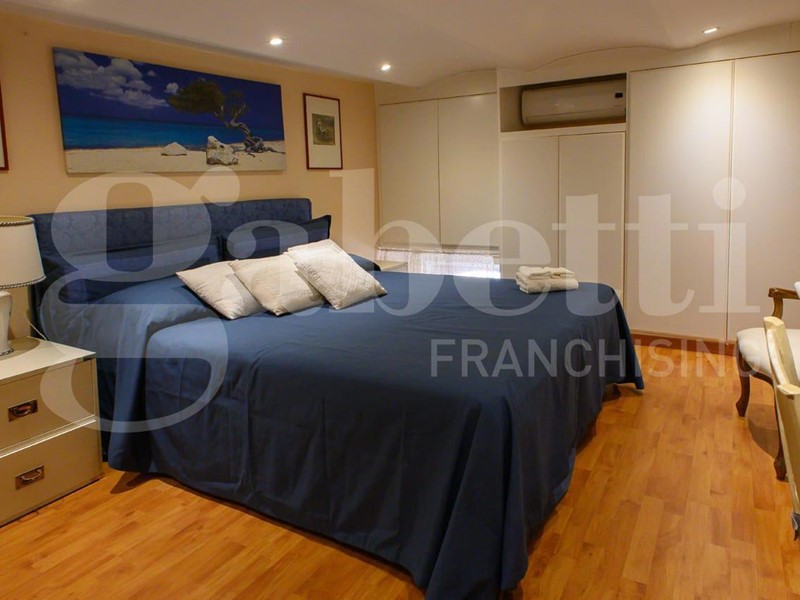 Trilocale in Affitto a Roma, 2'400&euro;, 120 m², arredato