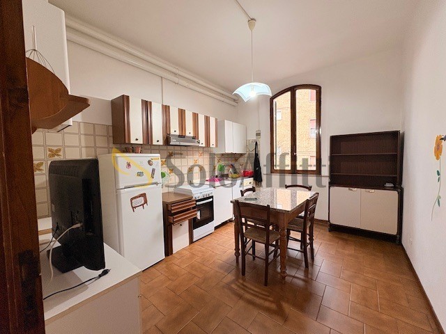 Trilocale in Affitto a Siena, zona Porta Pispini, 640&euro;, 60 m², arredato