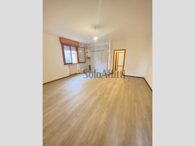 Bilocale in Affitto a Rimini, zona Via G. Pascoli, 700&euro;, 50 m², con Box