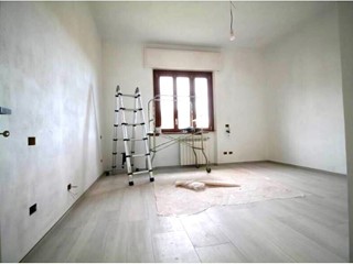 Appartamento in Vendita a Arcola, zona Ressora, 196'000&euro;, 100 m², con Box