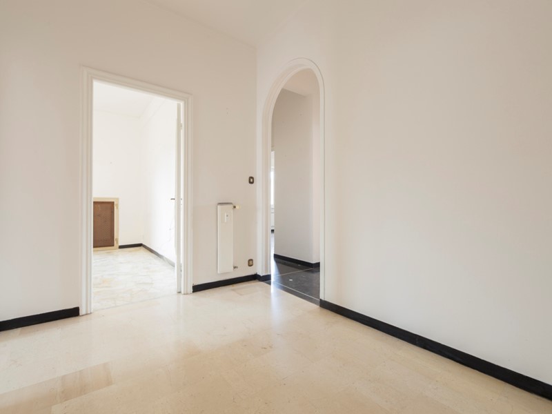 Appartamento in Vendita a Genova, zona Quinto, 327'000&euro;, 107 m², con Box