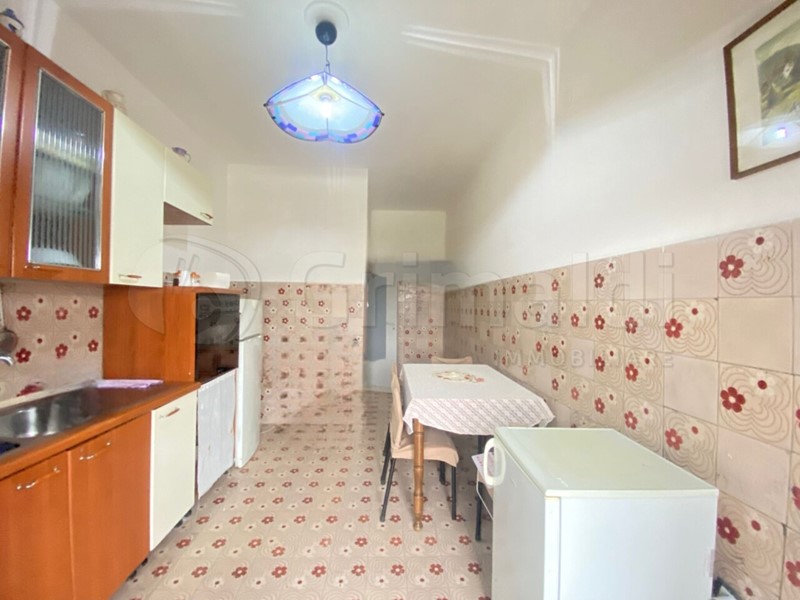 Trilocale in Vendita a Castel Volturno, 35'000&euro;, 80 m²