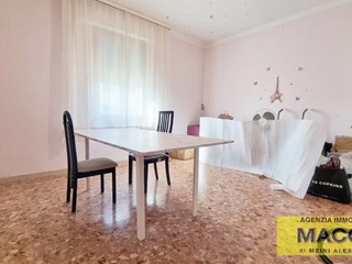 Quadrilocale in Vendita a Ponsacco, 120'000&euro;, 90 m²