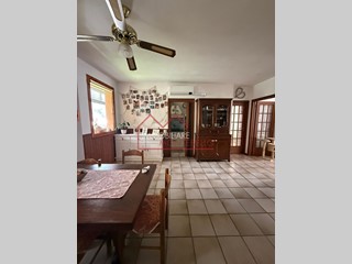 Quadrilocale in Vendita a Camaiore, zona Vado, 195'000&euro;, 110 m², arredato