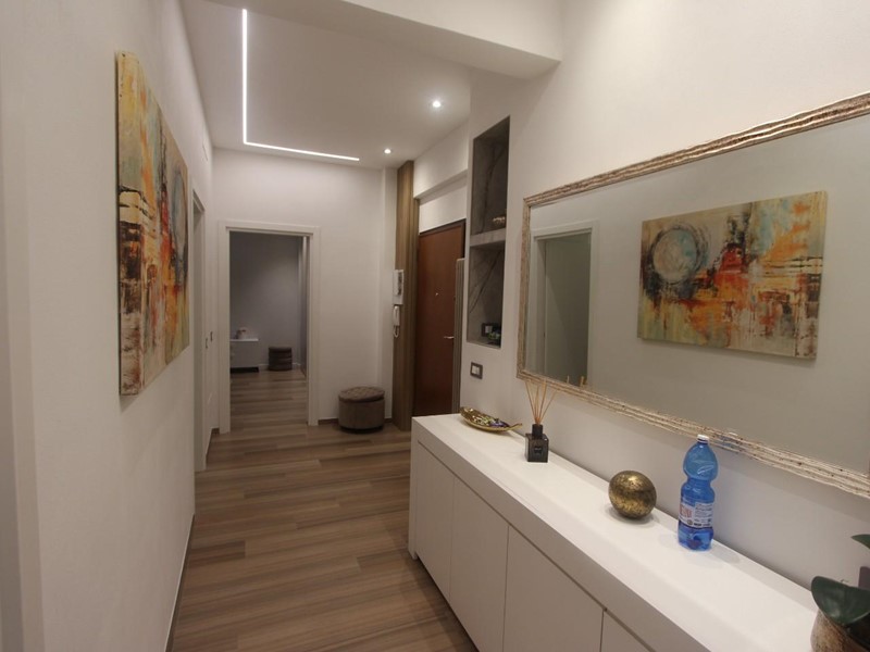 Quadrilocale in Vendita a La Spezia, 255'000&euro;, 95 m², arredato