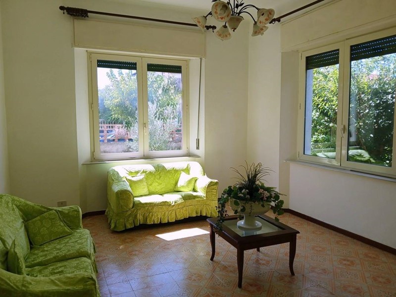 Appartamento in Affitto a Pisa, 1'200&euro;, 110 m², arredato, con Box