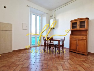 Quadrilocale in Vendita a Livorno, 140'000&euro;, 71 m², con Box