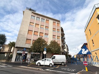 Trilocale in Vendita a Canegrate, 120'000&euro;, 106 m²