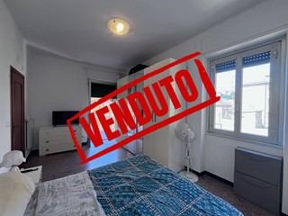 Appartamento in Vendita a Genova, 89'000&euro;, 80 m²