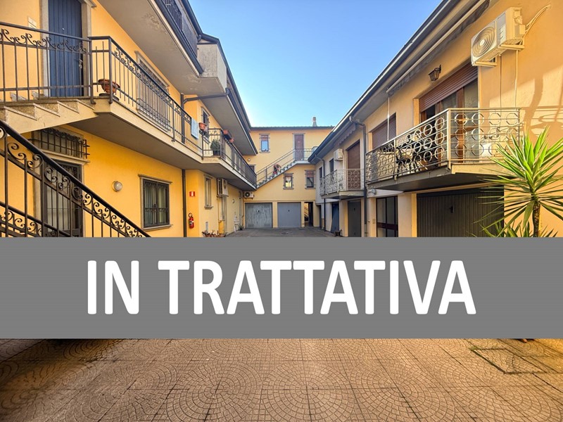 Trilocale in Vendita a Lesmo, 170'000&euro;, 93 m²