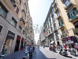 Monolocale in Vendita a Napoli, 139'500&euro;, 42 m²