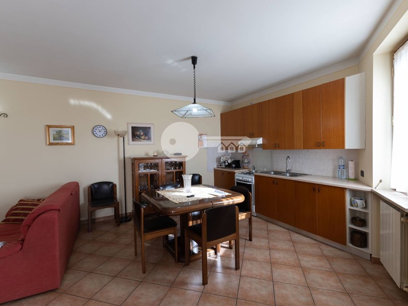 Trilocale in Vendita a Ghedi, 175'000&euro;, 100 m²