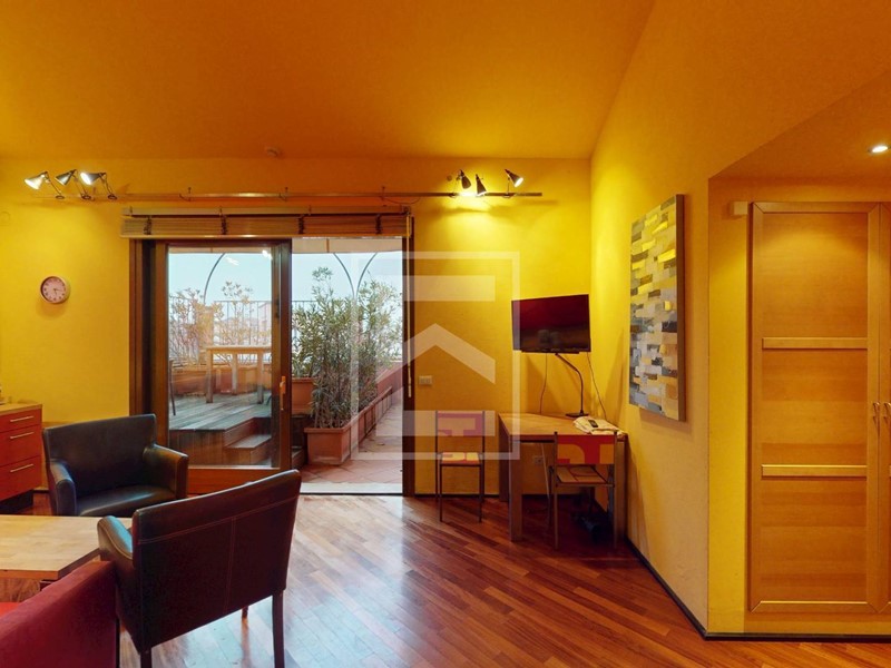 Trilocale in Vendita a Peschiera del Garda, 249'000&euro;, 78 m²