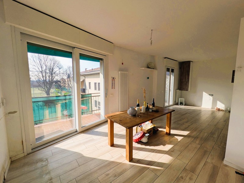 Appartamento in Vendita a Verona, 348'000&euro;, 150 m²