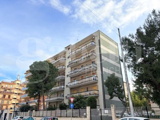Quadrilocale in Vendita a Bari, 228'000&euro;, 110 m²