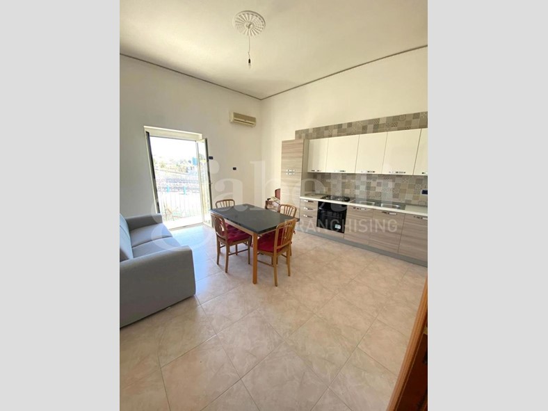 Monolocale in Vendita a Napoli, 112'000&euro;, 50 m², arredato