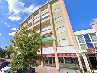 Bilocale in Vendita a Ravenna, 148'000&euro;, 60 m², arredato, con Box