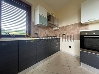 Quadrilocale in Affitto a Catanzaro, zona Lido Casciolino, 650&euro;, 105 m², arredato