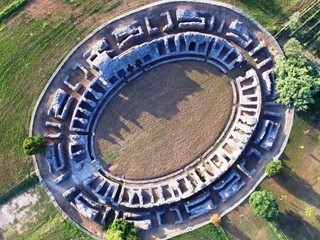 Quadrilocale in Vendita a Luni, zona Luni Mare, 150'000&euro;, 70 m²