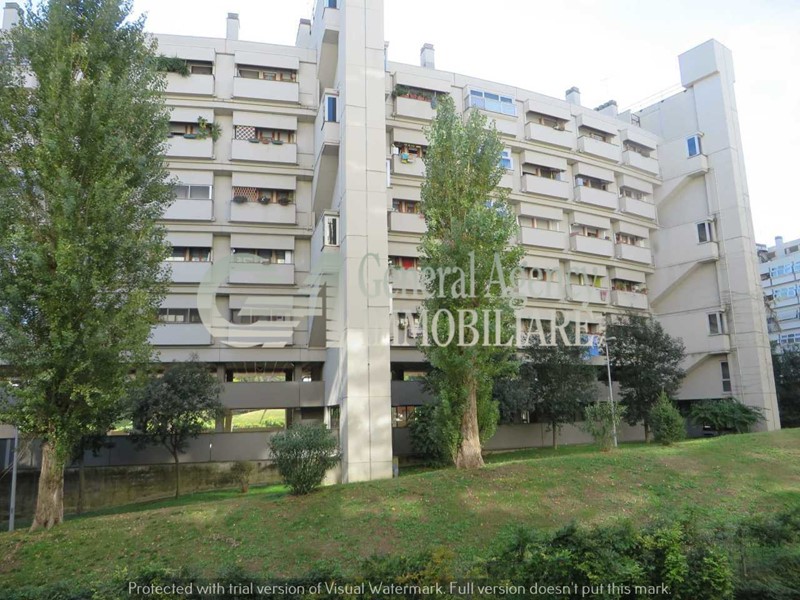 Appartamento in Vendita a Roma, 375'000&euro;, 150 m²