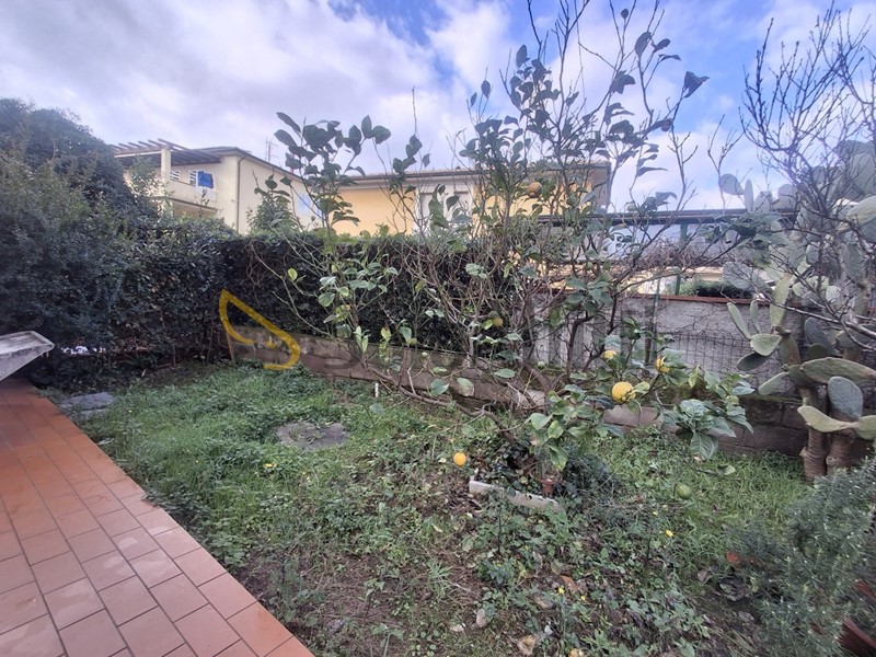 Quadrilocale in Affitto a Cecina, 760&euro;, 70 m²