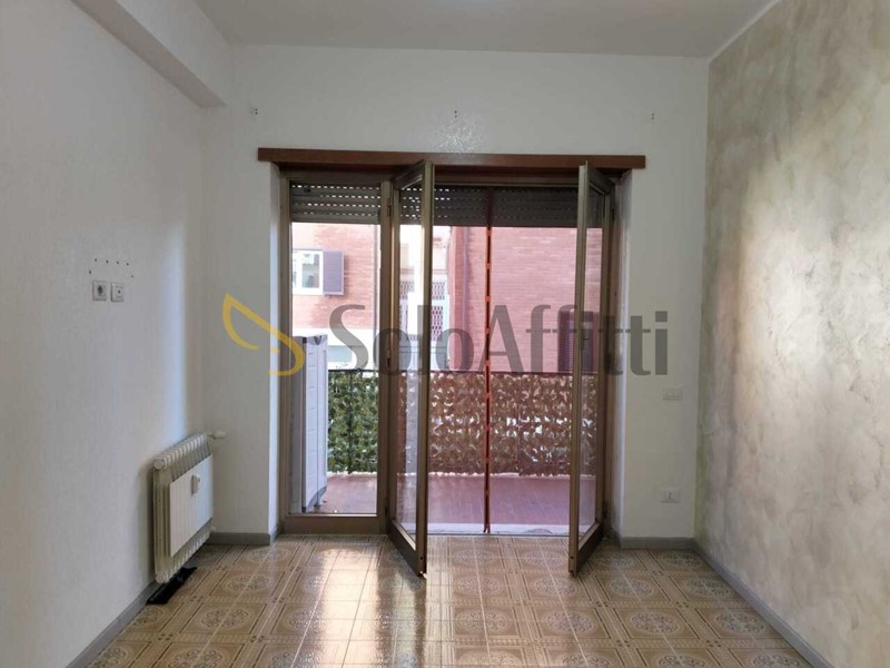 Quadrilocale in Affitto a Ciampino, zona Mura dei Francesi, 900&euro;, 90 m²