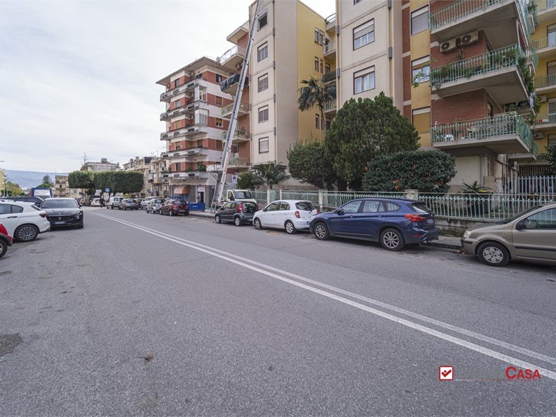 Quadrilocale in Affitto a Messina, 800&euro;, 130 m²