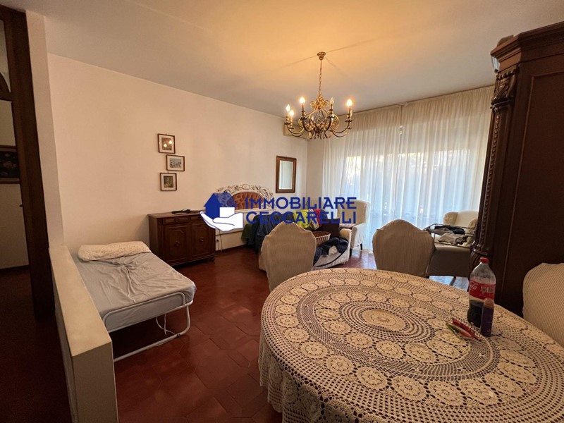 Quadrilocale in Vendita a Massa, 225'000&euro;, 90 m², arredato