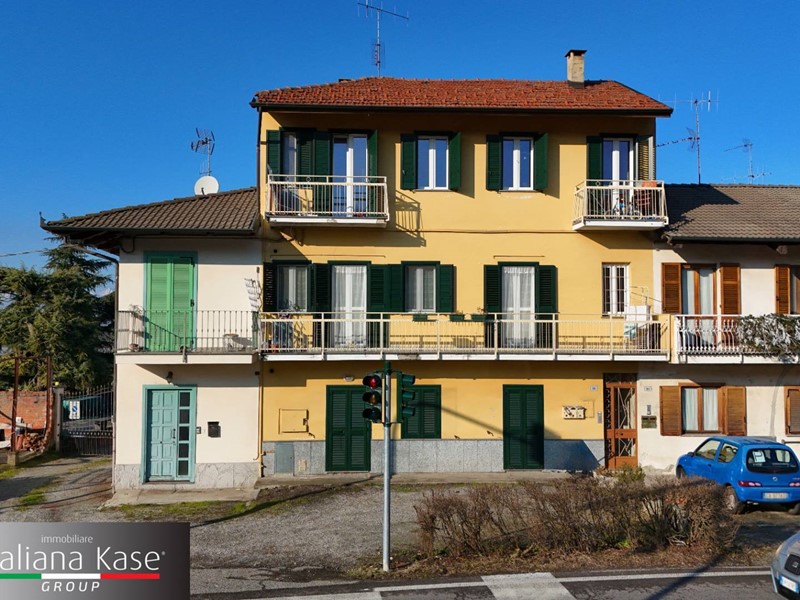 Appartamento in Vendita a Castiglione Torinese, 249'000&euro;, 180 m²
