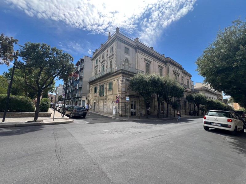 Appartamento in Vendita a Matera, 550'000&euro;, 242 m²