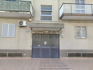 Appartamento in Vendita a Catania, 125'000&euro;, 120 m²
