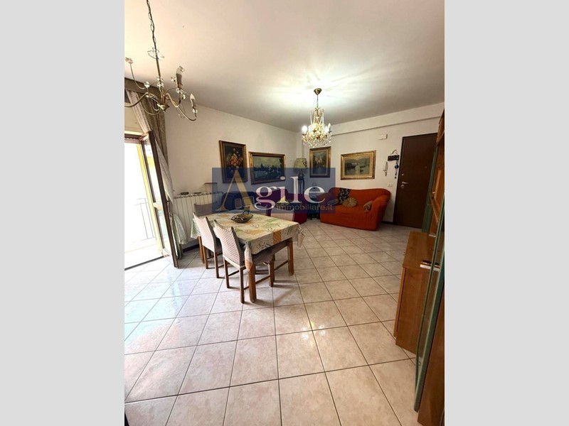 Trilocale in Vendita a Offida, 110'000&euro;, 97 m²