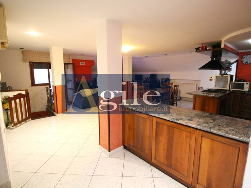 Appartamento in Vendita a Monsampolo del Tronto, 165'000&euro;, 165 m²