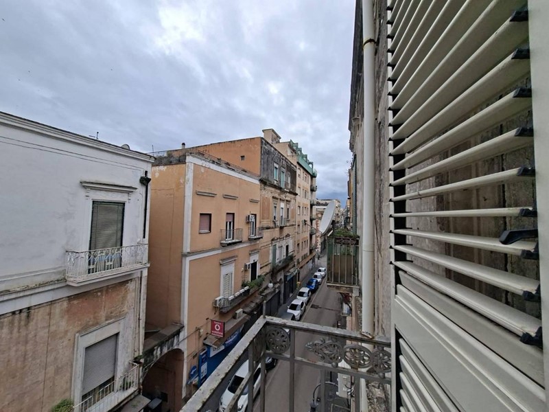 Appartamento in Vendita a Torre Annunziata, 110'000&euro;, 137 m²