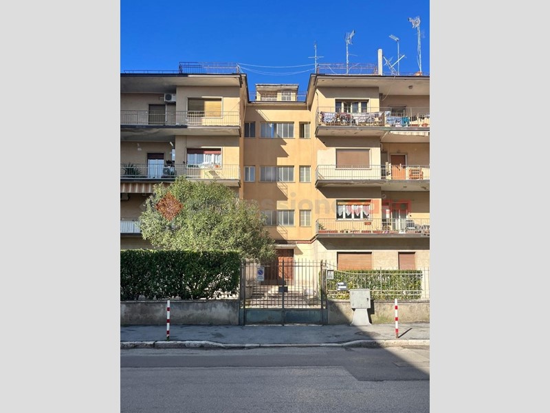 Quadrilocale in Vendita a Cassino, 125'000&euro;, 111 m²