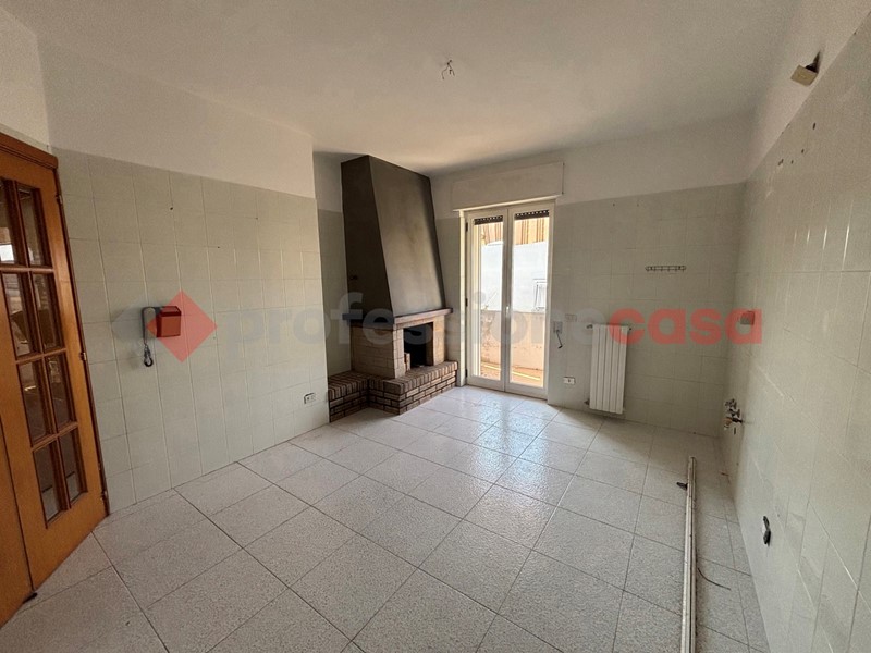 Quadrilocale in Vendita a Taranto, 195'000&euro;, 113 m²