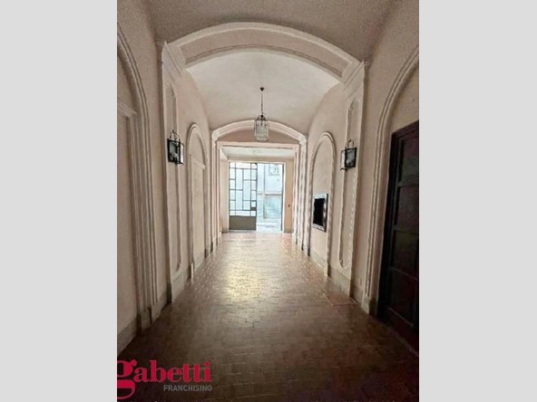 Appartamento in Vendita a Torino, 184'350&euro;, 119 m²